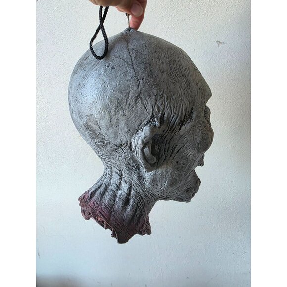 Vintage zombie head beheaded hanging Halloween prop life like life-size realisti - Picture 2 of 11